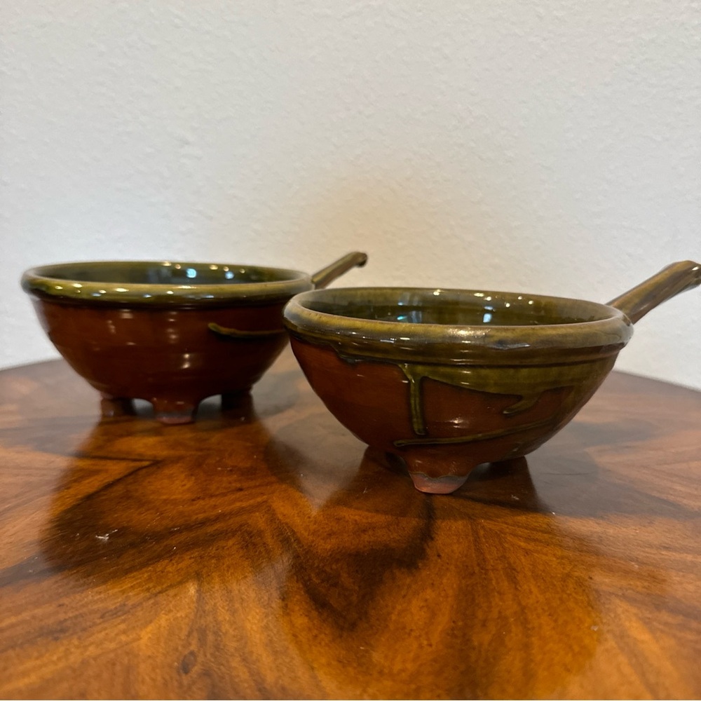 Artifact Jamestown Collection Handcrafted Ceramic Soup Bowls with Handles - Picture 1 of 9